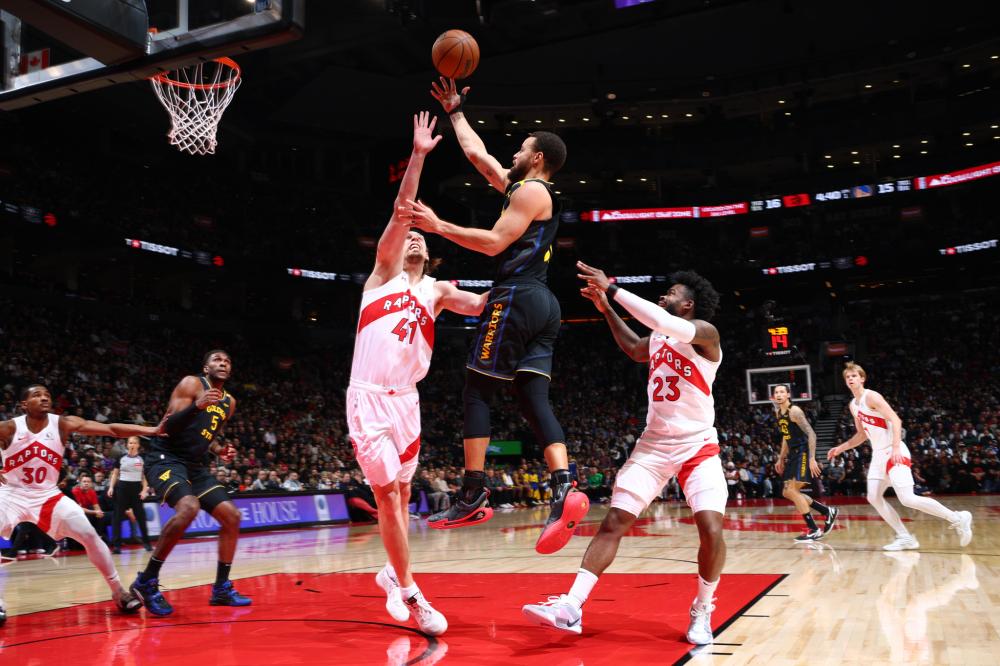 字母哥通过 字母哥通过