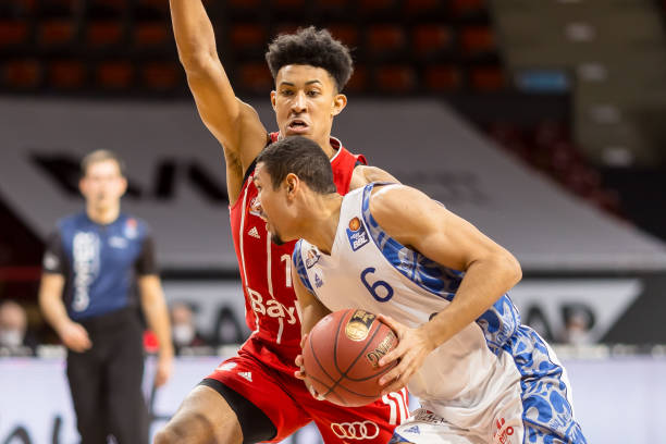 手防线的机 手防线的机