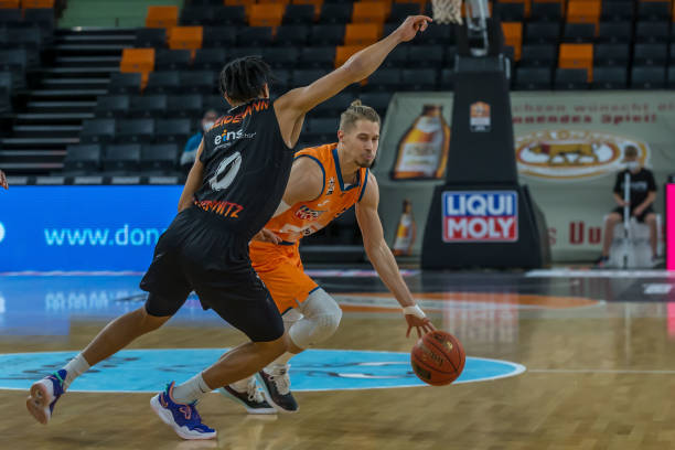 防线直接造 防线直接造